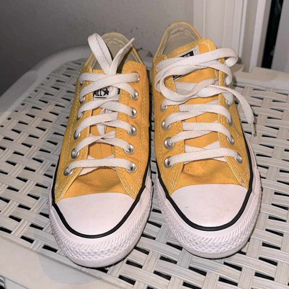 Yellow converse